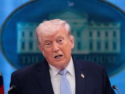 trump profundizo su amenaza a iran por el estrecho de ormuz: esta gente esta mal de la cabeza trump profundizo su amenaza a iran por el estrecho de ormuz: esta gente esta mal de la cabeza