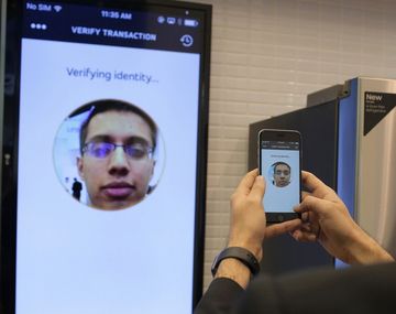 Cómo tramitar abrir una caja de ahorro con solo una selfie