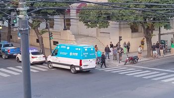 brutal ataque en la plata: una mujer termino inconsciente a la salida de un boliche brutal ataque en la plata: una mujer termino inconsciente a la salida de un boliche