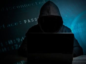Se venció el plazo y los hackers publicaron la información robada a Migraciones