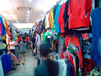 Ropa para todos empezará con vestimenta masculina
