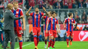 el bayern aplasto al porto y se metio en semis el bayern aplasto al porto y se metio en semis