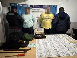 Dos detenidos y dos prófugos tras un entradera en Quilmes Dos detenidos y dos prófugos tras un entradera en Quilmes