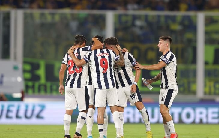 Boca no encuentra el rumbo: perdió con Talleres en Córdoba