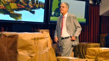 cuatro grupos de empresas buscan construir dos represas