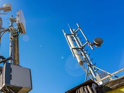 La Ursec definió que el 28 de abril se abrirán los sobres de la licitación de la red 5G en Uruguay. La Ursec definió que el 28 de abril se abrirán los sobres de la licitación de la red 5G en Uruguay.