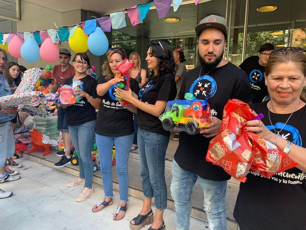 C5N y Punto de Encuentro juntaron miles de juguetes para los chicos en Reyes