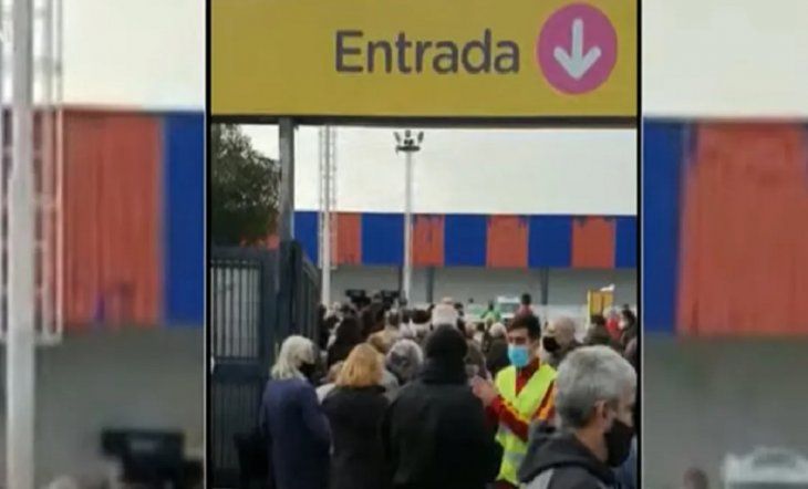 Una mujer murió en el vacunatorio de San Lorenzo