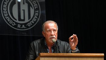 Omar Plaini. Omar Plaini.