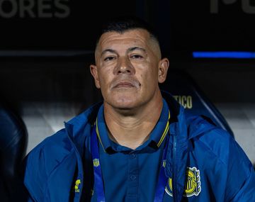 Jorge Almirón dejaría de ser el DT de Rosario Central: los motivos de su salida
