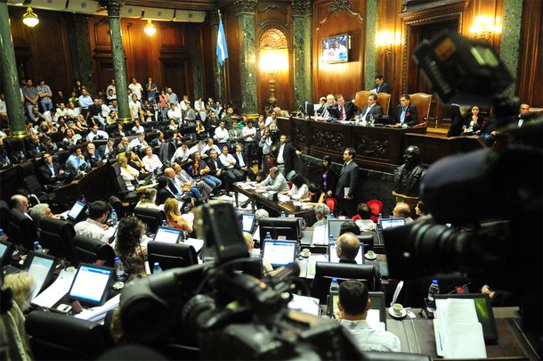 La oposición porteña, en contra del decreto macrista