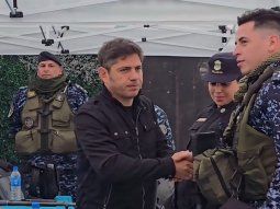Despedida a Indio Solari: Axel Kicillof supervisó el operativo en el Polideportivo Gatica Despedida a Indio Solari: Axel Kicillof supervisó el operativo en el Polideportivo Gatica