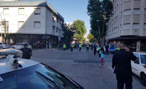 La víctima recibió tres disparos de arma de fuego. Foto: 0223.