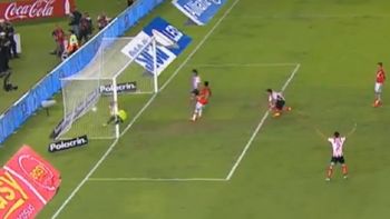 mira el insolito gol con el que union le empato a river mira el insolito gol con el que union le empato a river