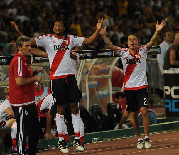 D´Alessandro y Mina