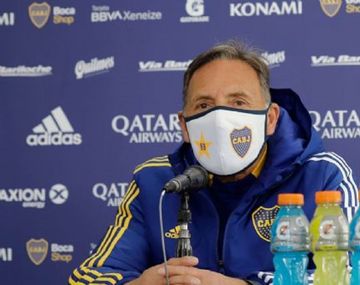 Alarma en Boca: numerosos jugadores dieron positivo de Covid-19 y aislaron a Russo 