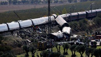 dramatico testimonio de un sobreviviente del choque de trenes en espana: no se donde estoy dramatico testimonio de un sobreviviente del choque de trenes en espana: no se donde estoy