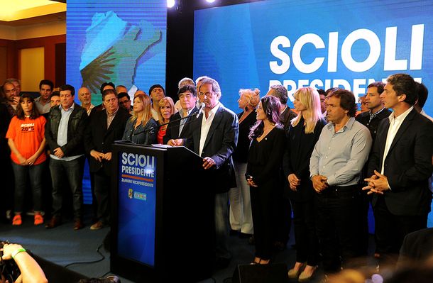 Daniel Scioli felicitó a Mauricio Macri por su triunfo: Es el nuevo Presidente