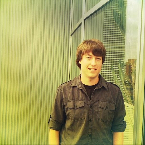 Tiene 26 años, trabaja en Facebook y podría cambiar el comportamiento de las personas