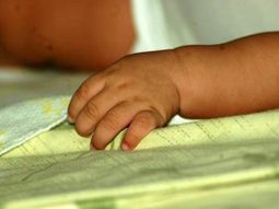 sin corazon: encuentran el cadaver de un bebe envuelto en una frazada sin corazon: encuentran el cadaver de un bebe envuelto en una frazada