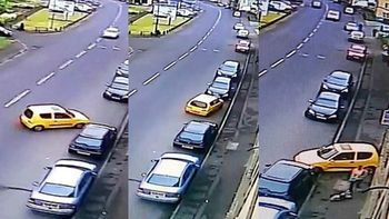 choco contra un edificio tras perder el control de su auto al estacionar choco contra un edificio tras perder el control de su auto al estacionar