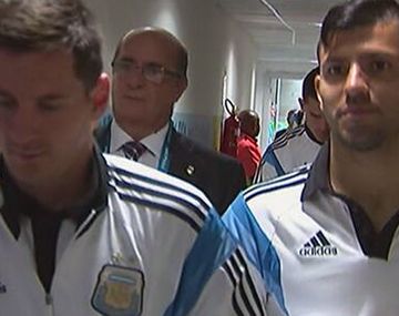 Argentina ya está en el estadio Beira-Río y comenzó el calentamiento