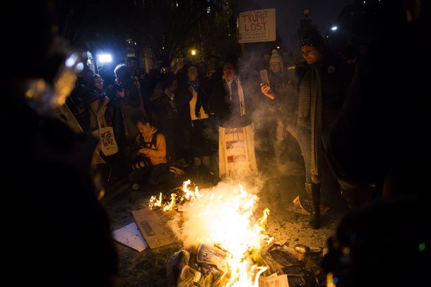 Más carteles de Trump perdió