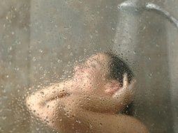 Trucos para no pasar frío al salir de la ducha