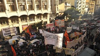 la caravana de lear llego a la capital y corta callao al 100 la caravana de lear llego a la capital y corta callao al 100