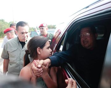 Chávez viajó para formalizar el ingreso de Venezuela al Mercosur