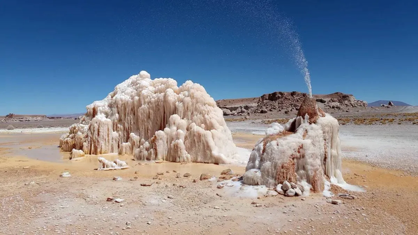 El lugar que sorprende por sus géiseres naturales y es poco conocido