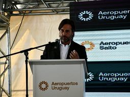 El presidente Luis Lacalle Pou tuvo un cruce con el intendente de Salto, Andrés Lima. El presidente Luis Lacalle Pou tuvo un cruce con el intendente de Salto, Andrés Lima.
