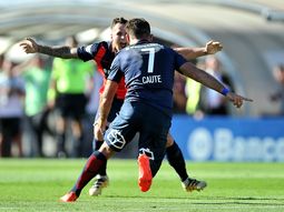 El festejo de Cauteruccio con Mussis El festejo de Cauteruccio con Mussis