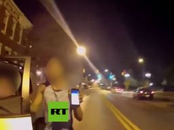 video: jugo al pokemon go mientras manejaba y choco contra un patrullero video: jugo al pokemon go mientras manejaba y choco contra un patrullero