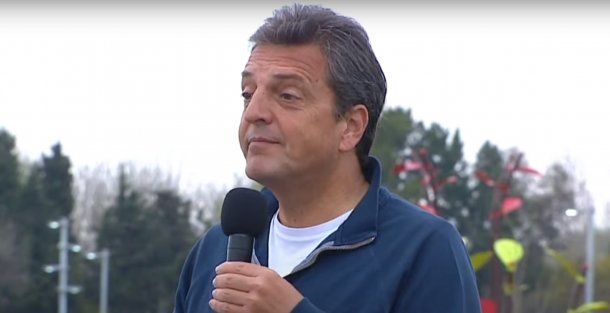 Sergio Massa llamó a los jóvenes a rebelarse en defensa de las Becas Progresar y el Conectar Igualdad