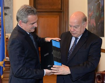 Rossi: Nos sentimos apoyados por la OEA y la ONU