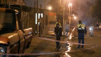 un hincha murio al quedar atrapado en un violento enfrentamiento entre barras un hincha murio al quedar atrapado en un violento enfrentamiento entre barras