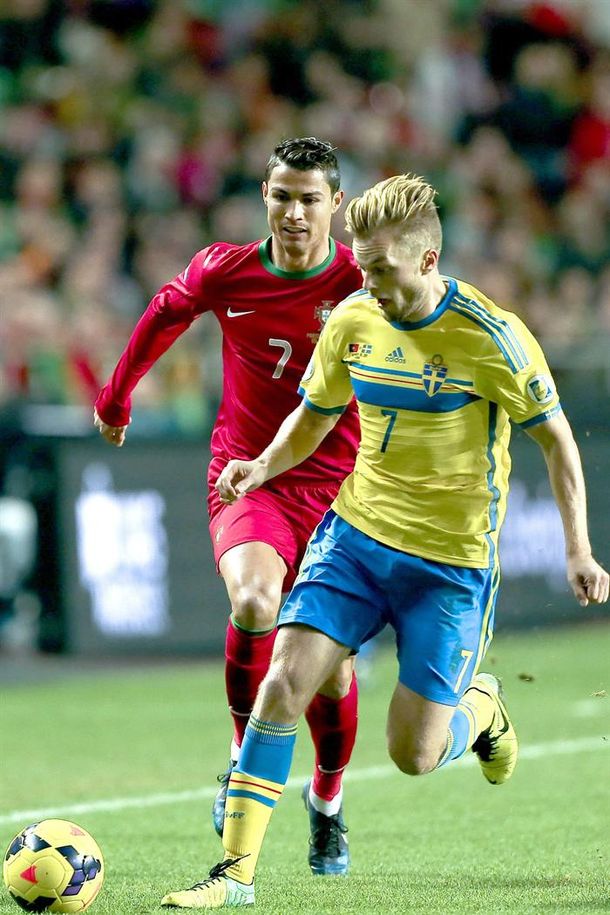 Portugal derrotó a Suecia en el partido de ida del repechaje europeo