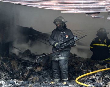 Se incendió un depósito de autopartes en Villa Crespo