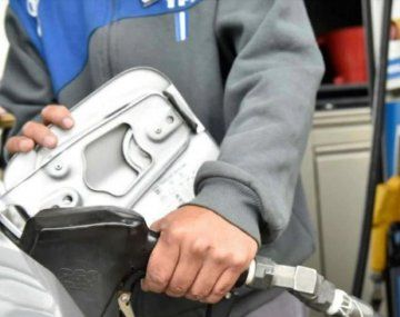 Venden gasoil blue en ocho provincias por la falta de combustible