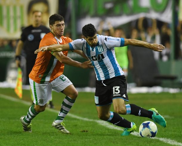 Racing superó a Banfield y quedó a un paso de jugar la Libertadores 2018