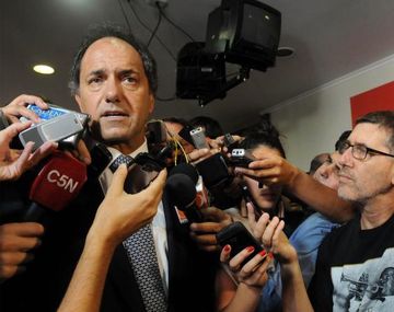 Diputado sciolista trató de hienas a Arias y a Axat