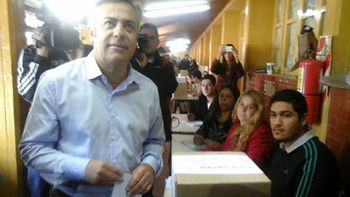 cornejo anticipo que apoyara al vencedor de la interna macri-sanz-carrio cornejo anticipo que apoyara al vencedor de la interna macri-sanz-carrio