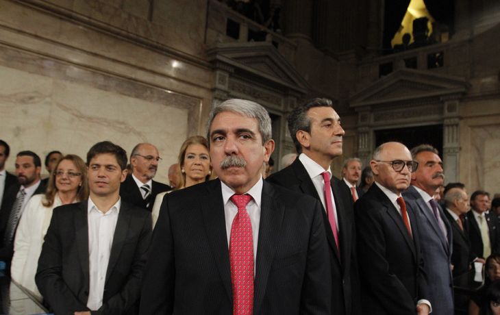 Aníbal F. desmintió al nuevo ministro de Salud, que pidió debatir el aborto