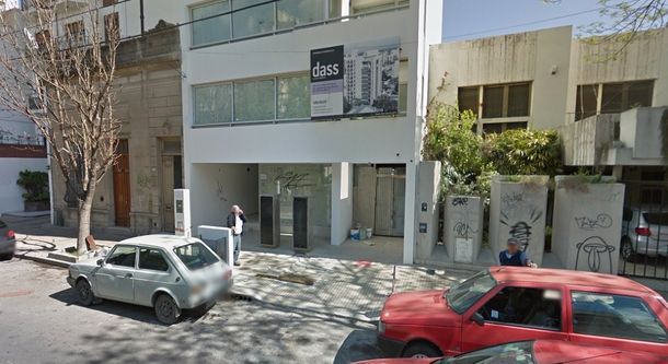Golpe a un edificio hiperseguro en La Plata: desvalijaron seis departamentos