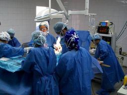 Extirparon un tumor de 21 kilos a un hombre en Alemania
