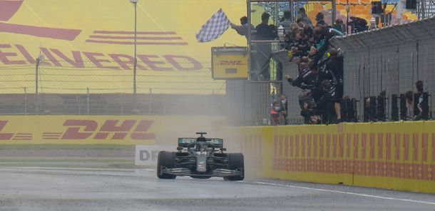 Fórmula 1: Hamilton ganó el GP de Turquía e igualó el récord de campeonatos de Schumacher