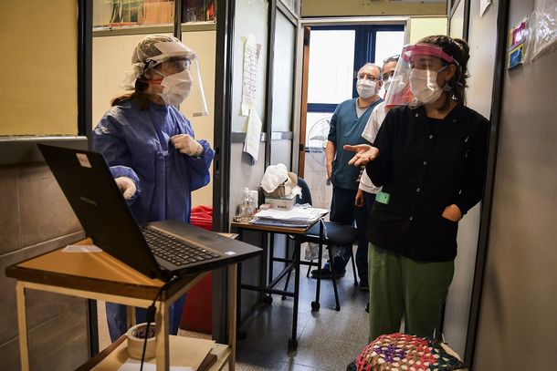 Coronavirus en Argentina: creció un 18,47% la ocupación de camas de terapia intensiva en la última semana