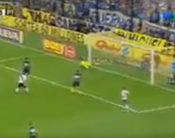 El golazo del Pity Martínez que rompió el cero