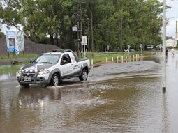 Baja el agua en San Pedro y funcionan todos los servicios